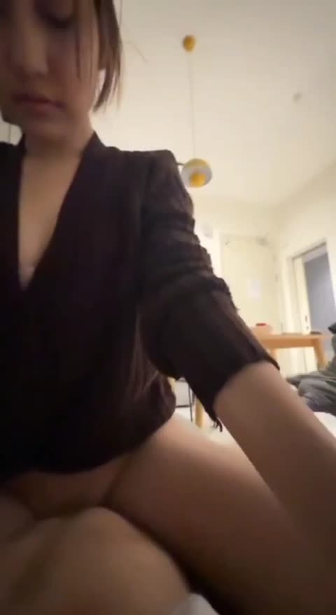 Nikmatnya Ngentot Mahasiswi Cantik Memek Sempit Vid 1.mp4