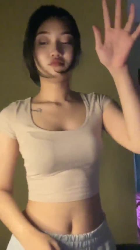 Mahasiswi Cantik Joget TikTok 2.mp4