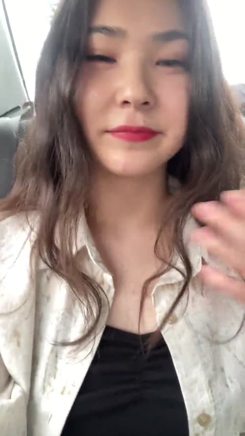 Gadis China ini Ngentot Sama Orang Asing Outdoor.mp4