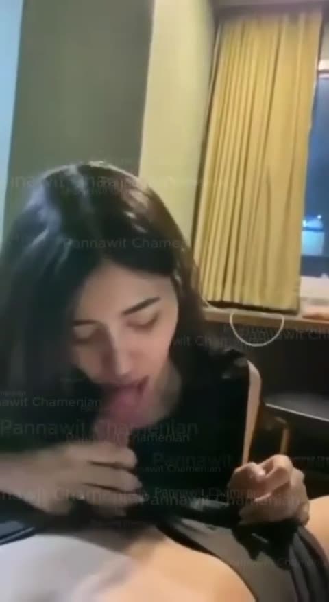 Pesona Cewek Asia Waktu Lagi Ngentot.mp4